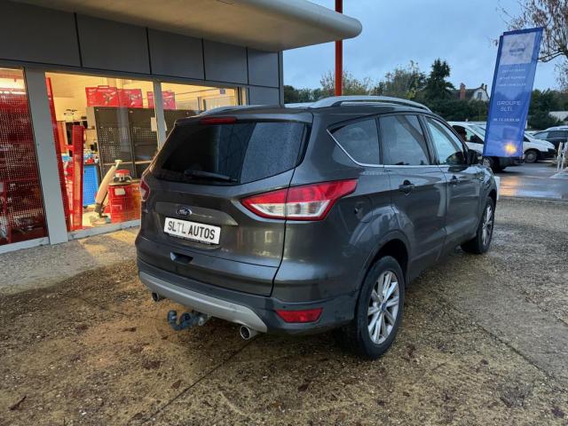 Ford Kuga image 8