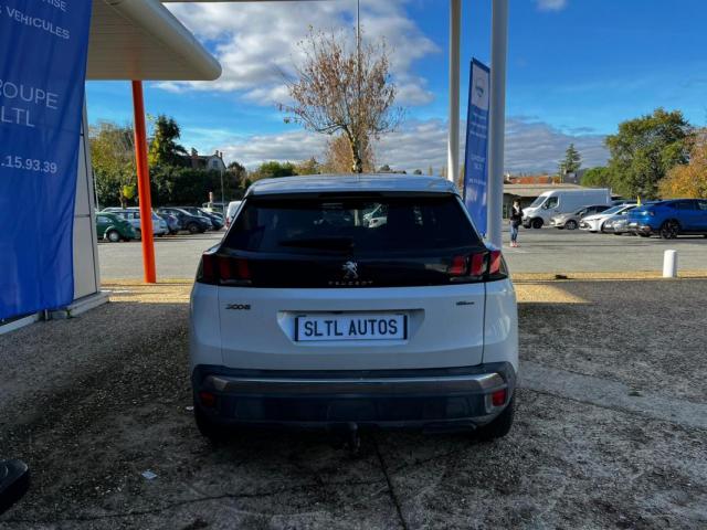 Peugeot 3008 image 2