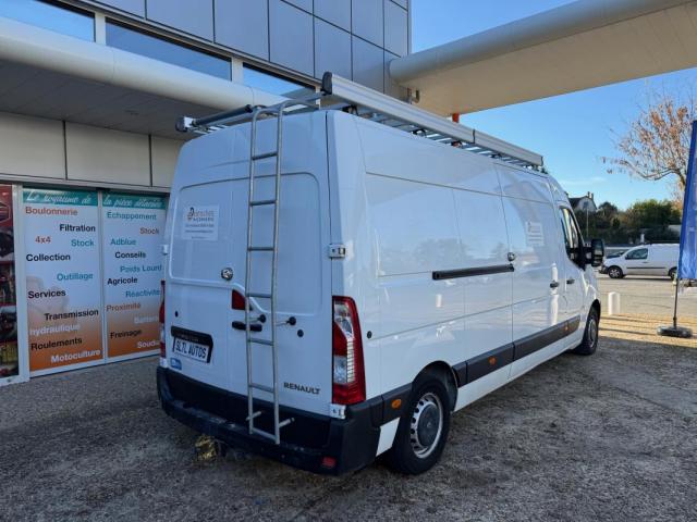 Renault Master image 2