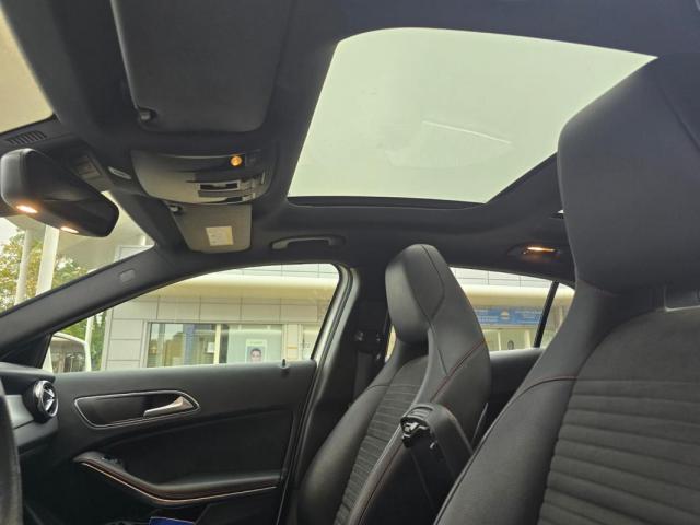 Mercedes Benz Classe Gla image 4