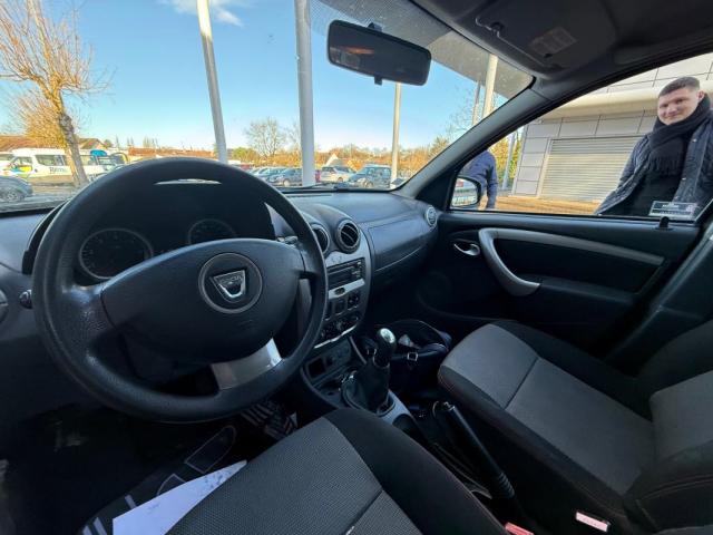 Dacia Duster image 3