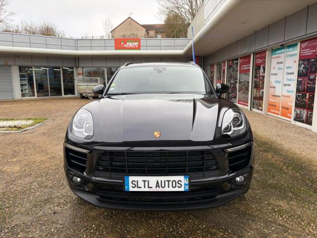 Porsche Macan image 2