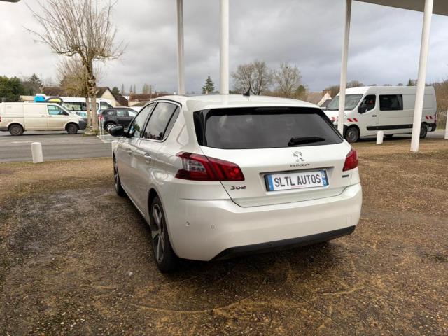 Peugeot 308 image 8
