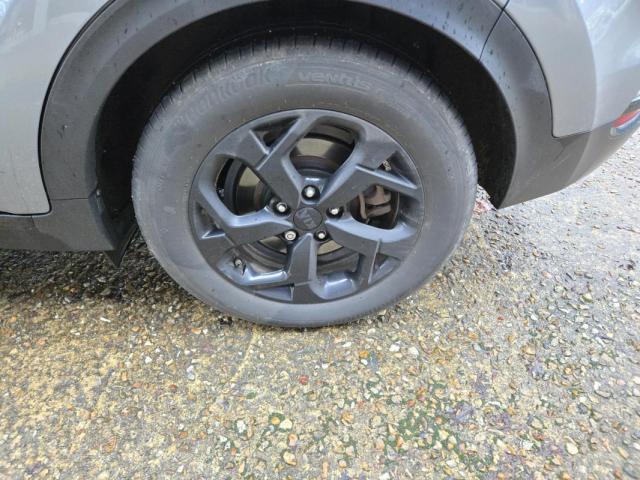 Kia Sportage image 9