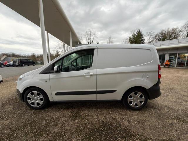 Ford Transit Courier image 1