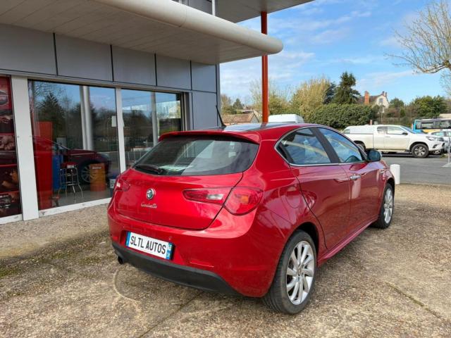 Alfa Romeo Giulietta image 2