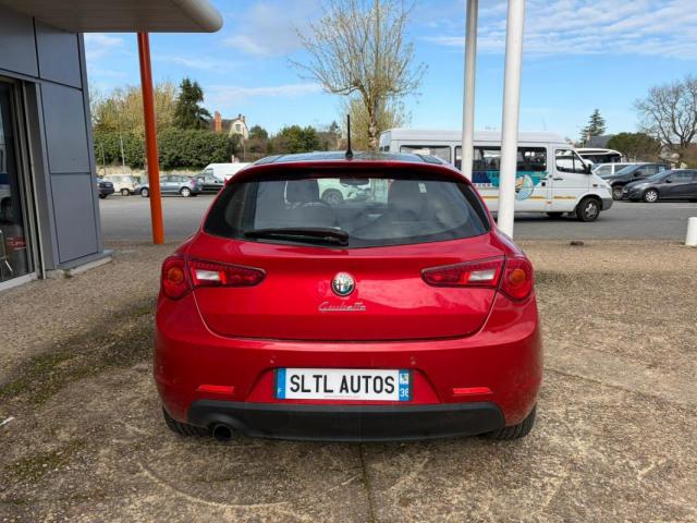 Alfa Romeo Giulietta image 6