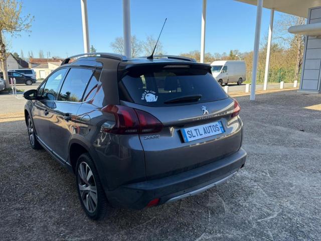 Peugeot 2008 image 2