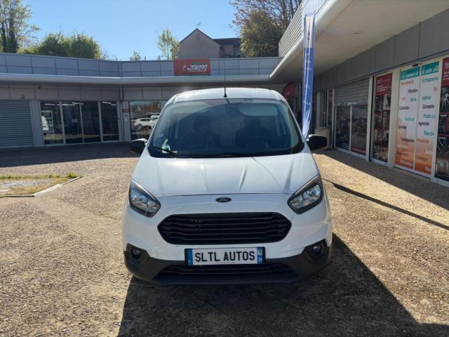 Ford Transit Courier image 7