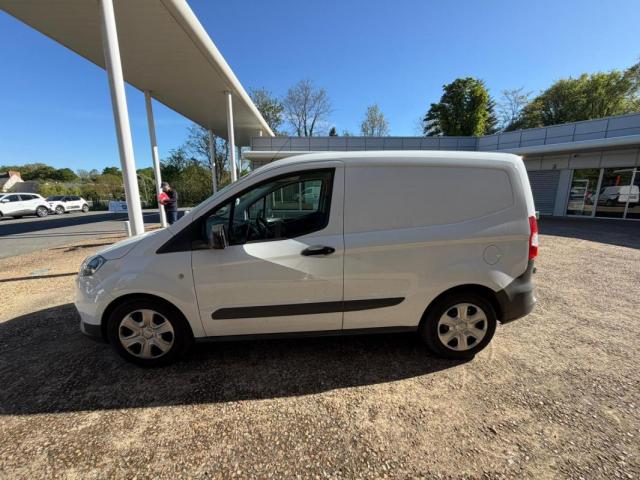 Ford Transit Courier image 2
