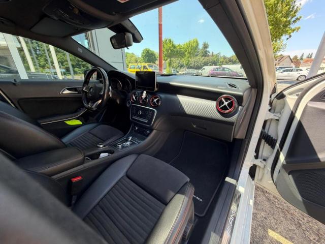 Mercedes Benz A 45 image 3