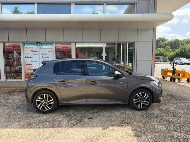 Peugeot 208 image 8