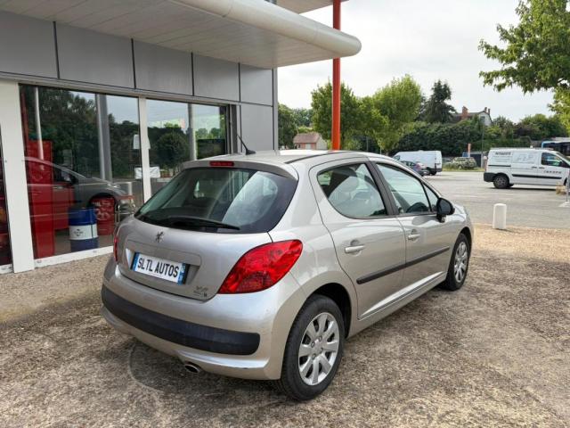 Peugeot 207 image 1