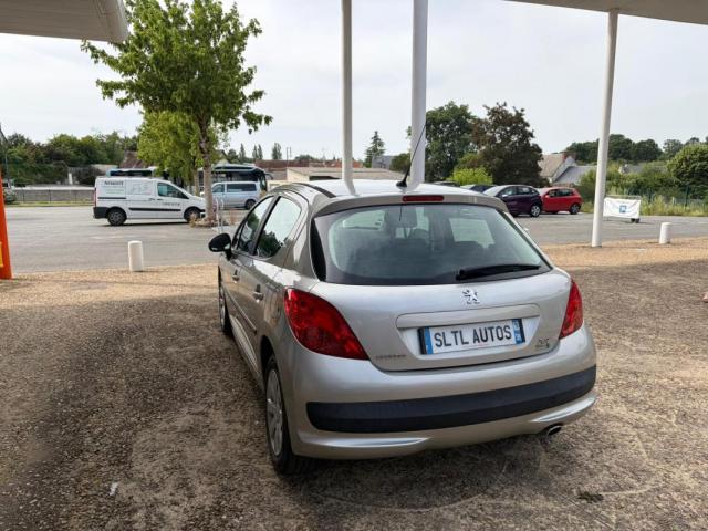 Peugeot 207 image 3
