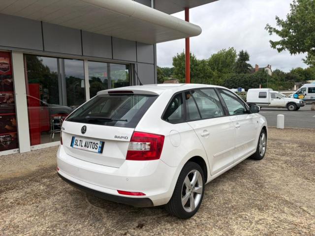 Skoda Rapid image 9