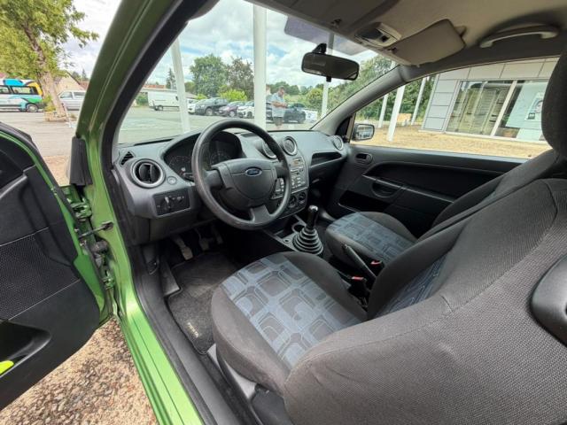 Ford Fiesta image 7