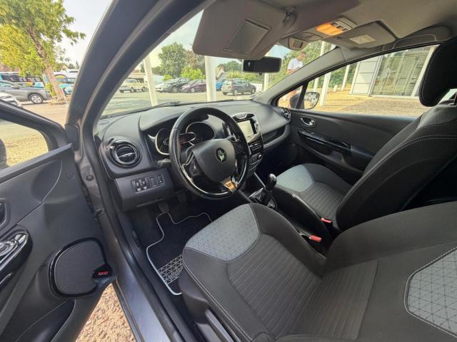 Renault Clio image 8
