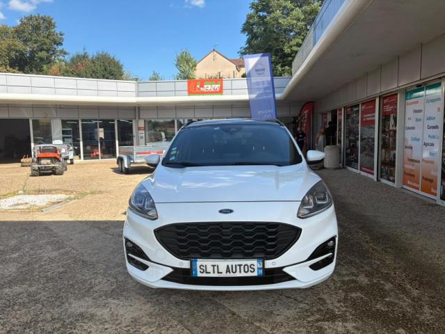 Ford Kuga image 4