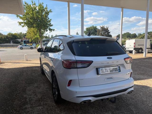 Ford Kuga image 9
