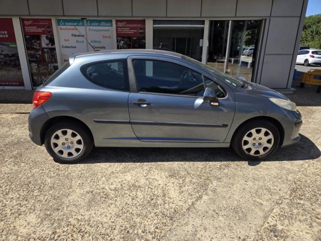Peugeot 207 image 2