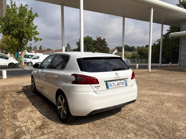 Peugeot 308 image 9