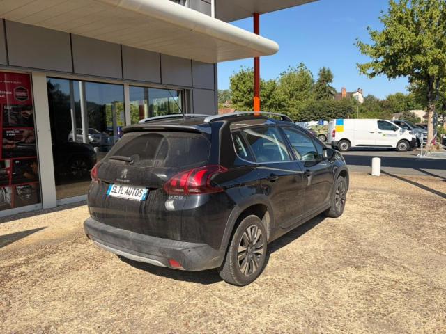 Peugeot 2008 image 7