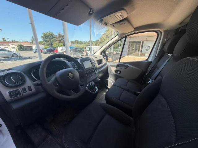 Renault Trafic image 7