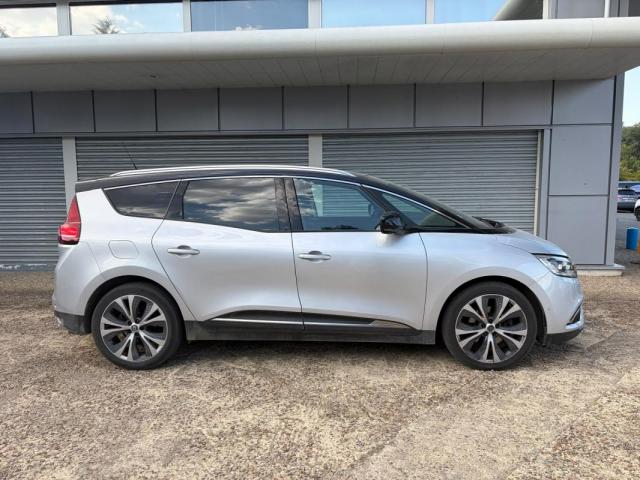 Renault Grand Scénic image 2