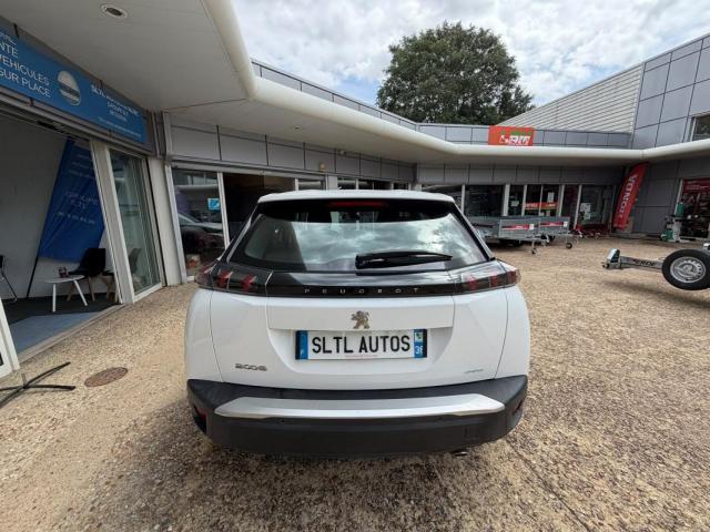 Peugeot 2008 image 2