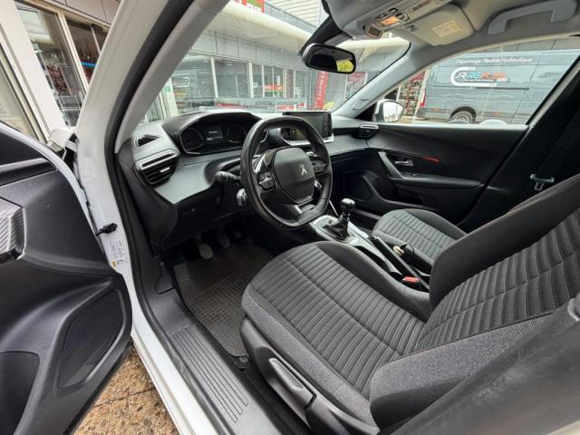 Peugeot 2008 image 4