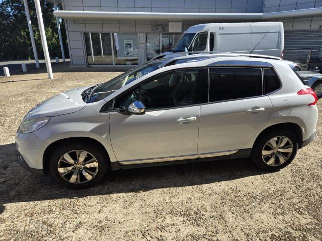 Peugeot 2008 image 7