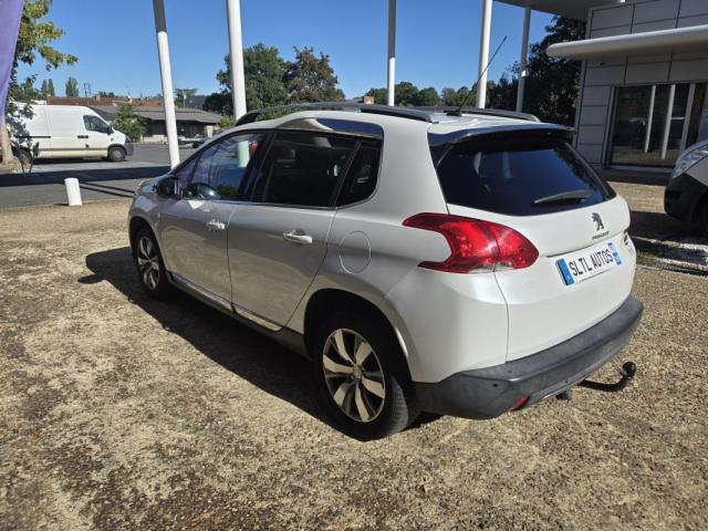 Peugeot 2008 image 3