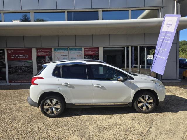 Peugeot 2008 image 6