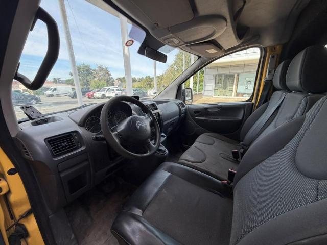 Citroen Jumpy image 8