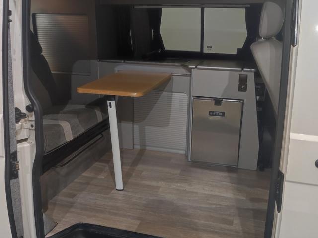 Volkswagen California image 9