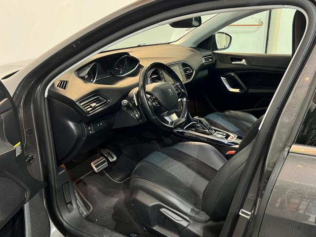Peugeot 308 image 9