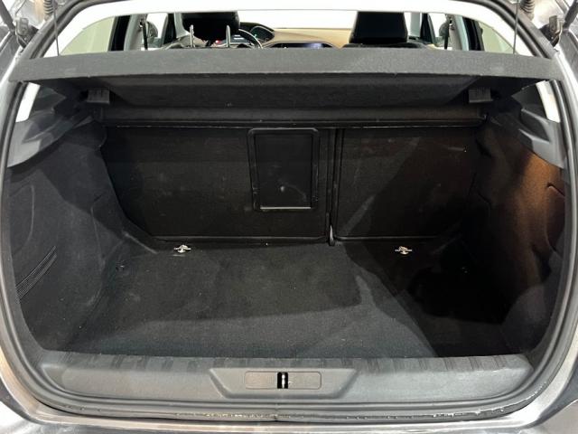 Peugeot 308 image 8