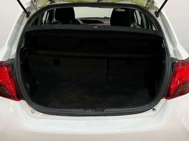 Toyota Yaris image 8