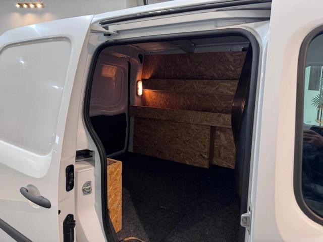 Renault Kangoo image 2