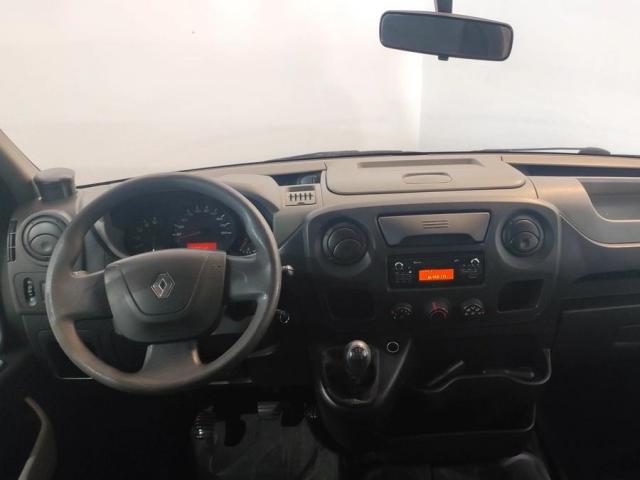 Renault Master image 8