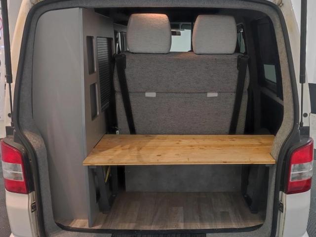 Volkswagen California image 9