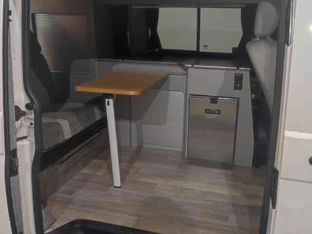 Volkswagen California image 4