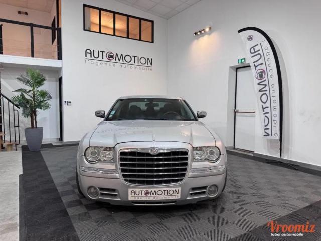 Chrysler 300c image 5