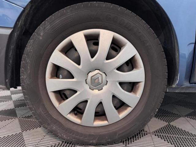 Renault Trafic image 8