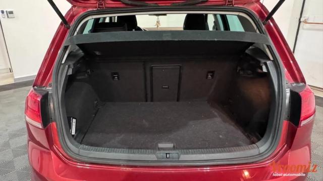 Volkswagen Golf image 1