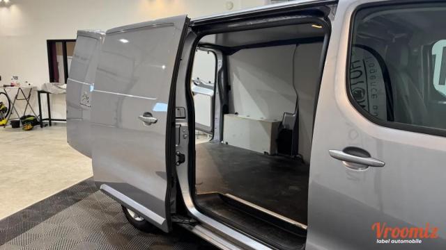 Citroen Jumpy image 9