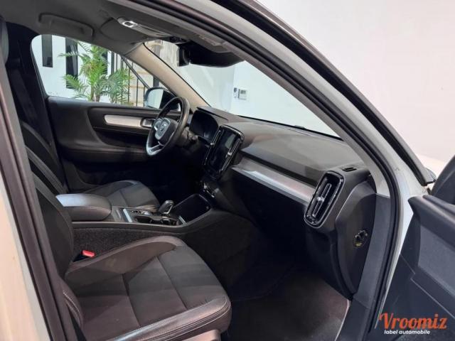 Volvo Xc40 image 2
