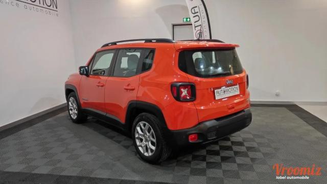Jeep Renegade image 5