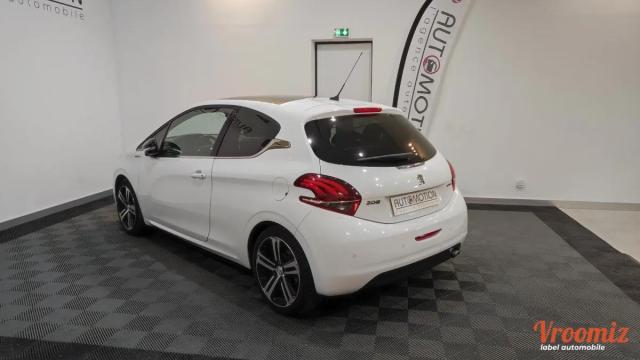 Peugeot 208 image 7
