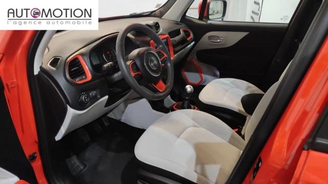 Jeep Renegade image 5